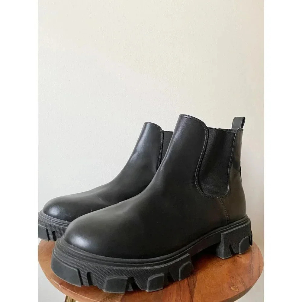 Urban Outfitters Lorenzo Chunky Chelsea Boot Women’s 10 - Picture 3 of 8